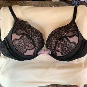 Victoria’s Secret Bombshell Bra Plunge Bra